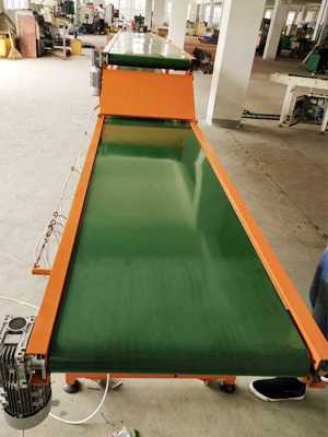 物流輸送機(jī)